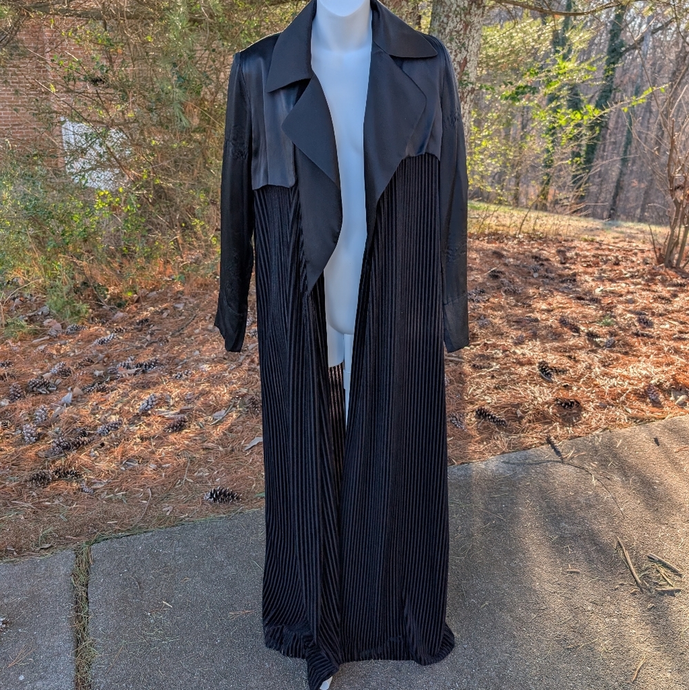 Vatanika Black Silk Velour Trench Coat Duster Women's Size 2